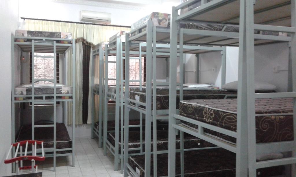 Pondok Heras Suite Jakarta Exterior foto